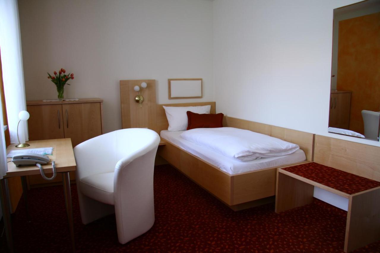 Hotel Zur Krone Байльнгрис Экстерьер фото